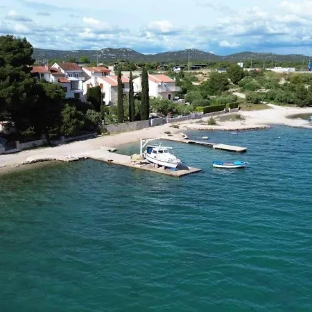 Mobile Maja Camping Pirovac